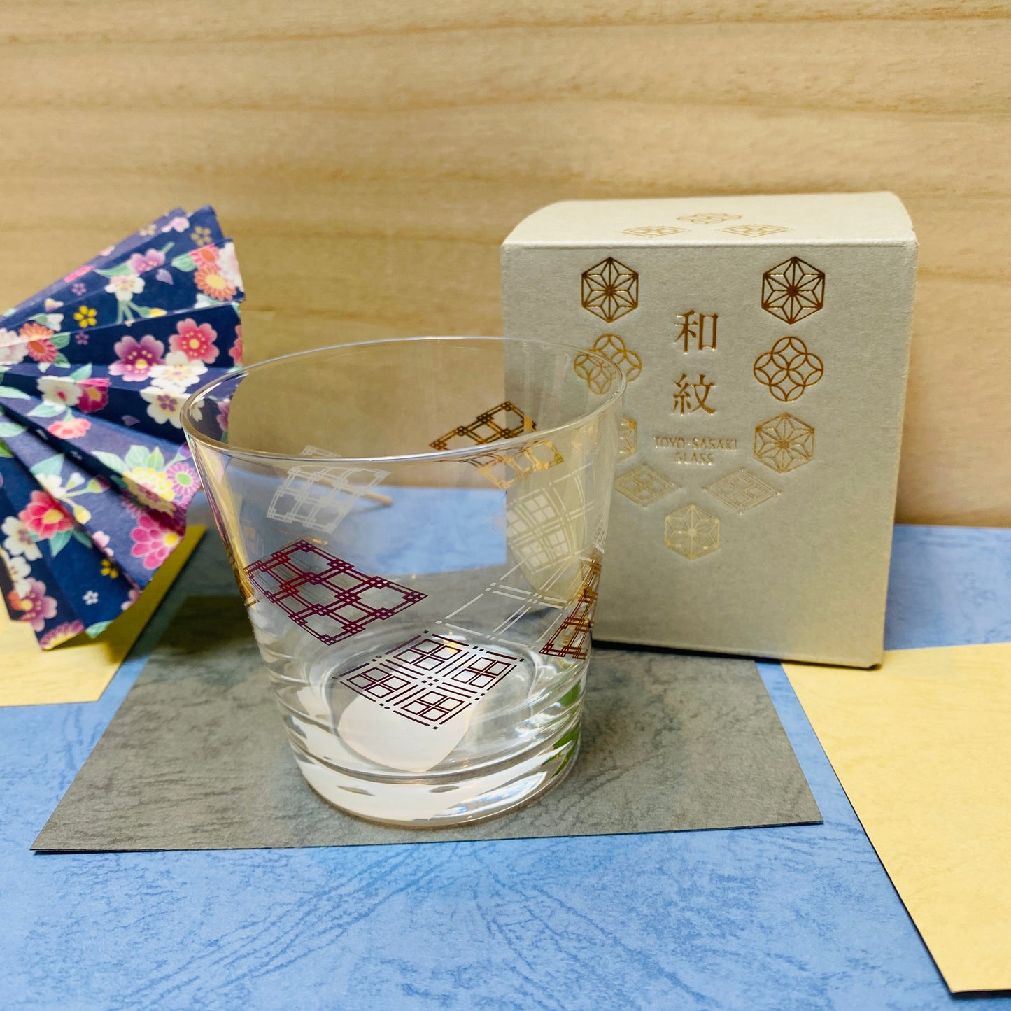 和柄 杯 （菱柄）